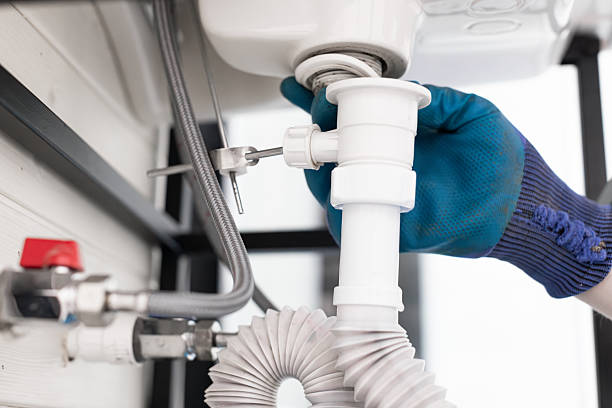 Reliable Emergency Plumber contractor in Olivehurst, CA by Masters Plumbing Service